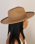 Wide Pencil Brim Hat (Camel)